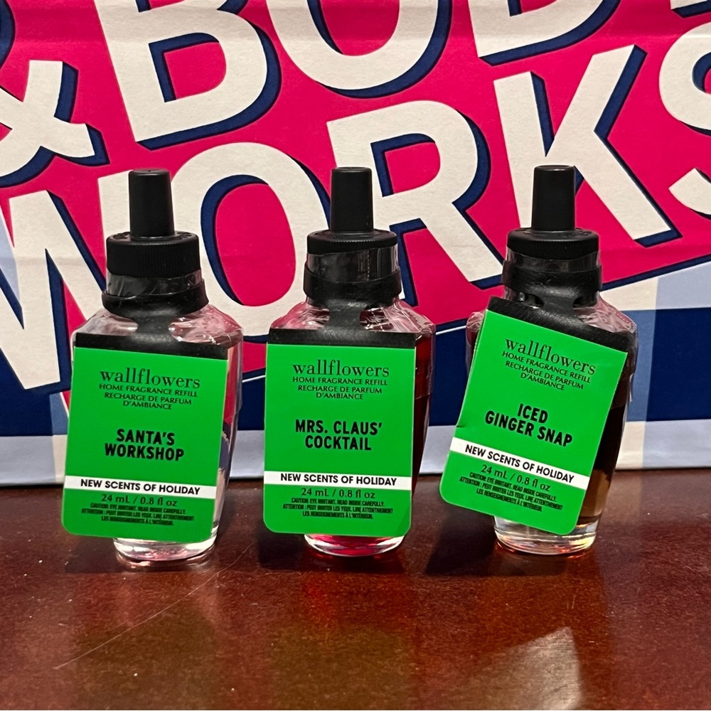 3 Pack Holiday Favorites Wallflower Refill Bulbs. New/Sealed Bath & Body Works